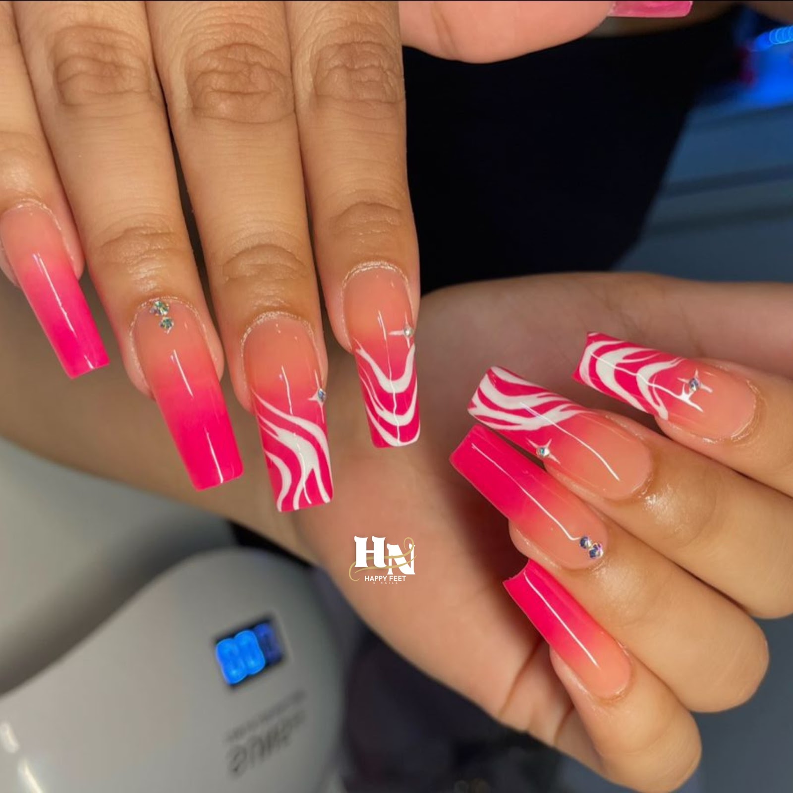 Happy Feet And Nails nail photo 2